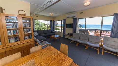 Sandy Feet 31 Gold Coast Drive - Accommodation Great Ocean Road 2