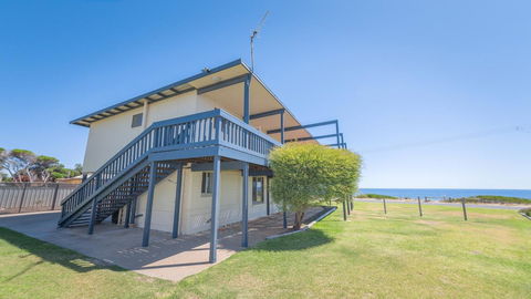 Sandy Feet 31 Gold Coast Drive - Accommodation Great Ocean Road 21