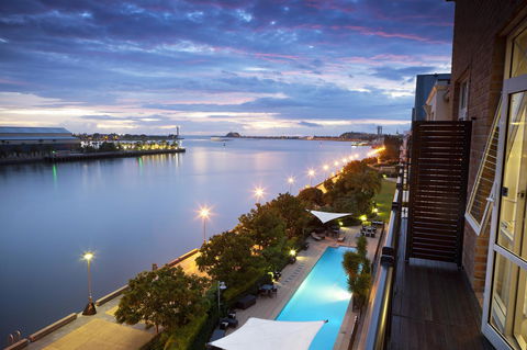 Rydges Newcastle - Accommodation Great Ocean Road 0