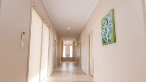 Golfers Paradise (18th Tee) - 52 Huntingdale Drive - Accommodation Great Ocean Road 11