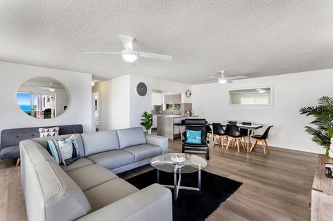 Laman Lodge, Unit 2, 15 Laman Street - Accommodation Great Ocean Road 3