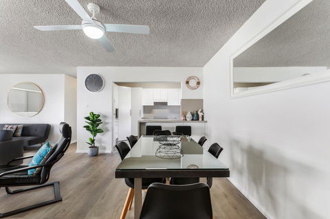 Laman Lodge, Unit 2, 15 Laman Street - Accommodation Great Ocean Road 5