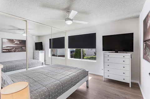 Laman Lodge, Unit 2, 15 Laman Street - Accommodation Great Ocean Road 8