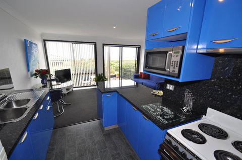 Beachfront Apartments - Accommodation Great Ocean Road 6