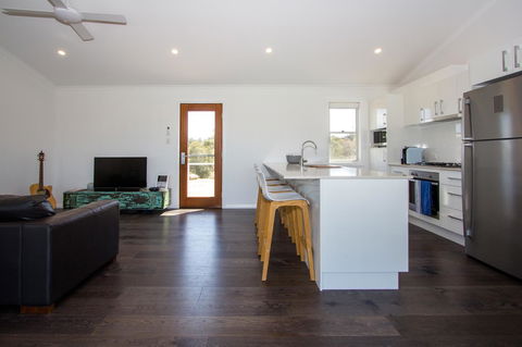 Stay In Mudgee The Grove, The Church, And Premium Private Homestead - Accommodation Great Ocean Road 1