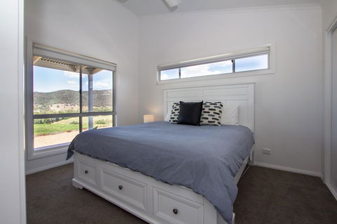 Stay In Mudgee The Grove, The Church, And Premium Private Homestead - Accommodation Great Ocean Road 6