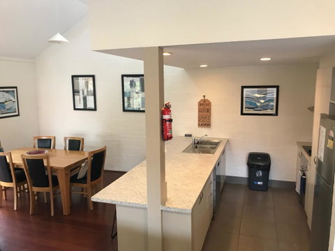 Mariner Bay Apartments - Accommodation Great Ocean Road 4