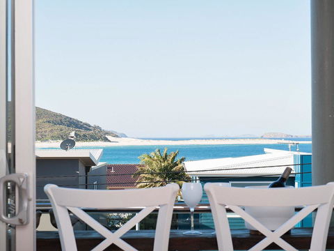 Blue View @ Fingal Bay - Accommodation Great Ocean Road 13