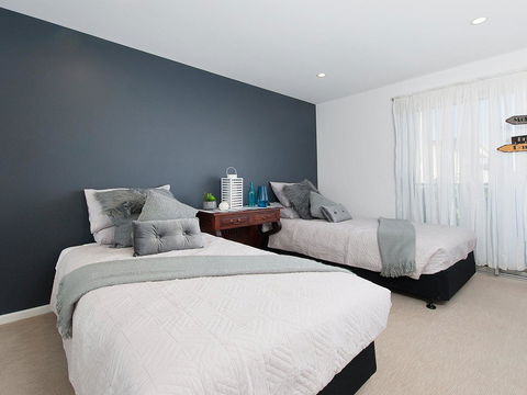 Blue View @ Fingal Bay - Accommodation Great Ocean Road 26