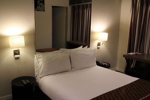 Kirketon Hotel Sydney - Accommodation Great Ocean Road 9
