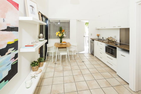 Julians Apartments - Accommodation Great Ocean Road 14