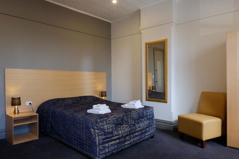 Royal Exhibition Hotel - Accommodation Great Ocean Road 12