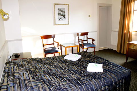 Royal Exhibition Hotel - Accommodation Great Ocean Road 38