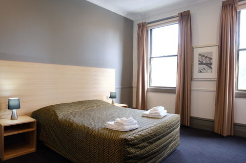 Royal Exhibition Hotel - Accommodation Great Ocean Road 15