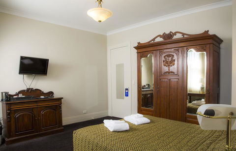 Royal Exhibition Hotel - Accommodation Great Ocean Road 32