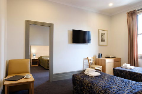 Royal Exhibition Hotel - Accommodation Great Ocean Road 3
