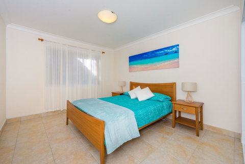 Ronald Avenue 1/65 - Shoal Bay - Accommodation Great Ocean Road 7