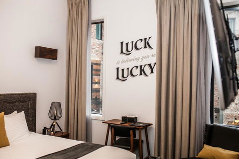 The Lucky Hotel - Accommodation Great Ocean Road 1