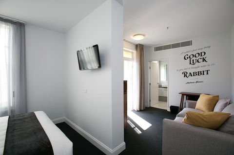 The Lucky Hotel - Accommodation Great Ocean Road 29