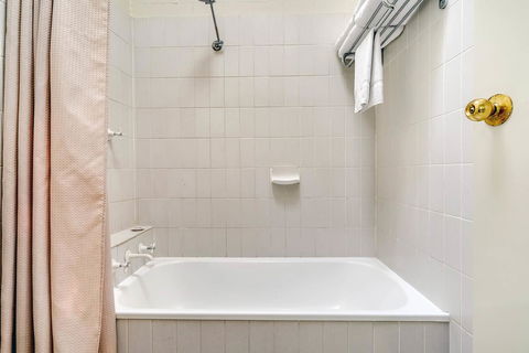 Prince Of Wales Hotel - Accommodation Great Ocean Road 4
