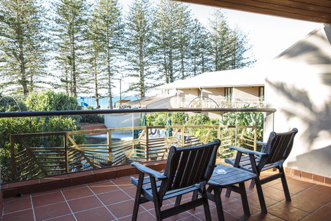 Beach Hotel Resort - Accommodation Great Ocean Road 2