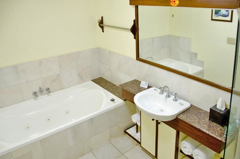 Beach Hotel Resort - Accommodation Great Ocean Road 39