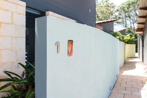 By The Beach B&B Self Contained Apartments - Accommodation Great Ocean Road 5