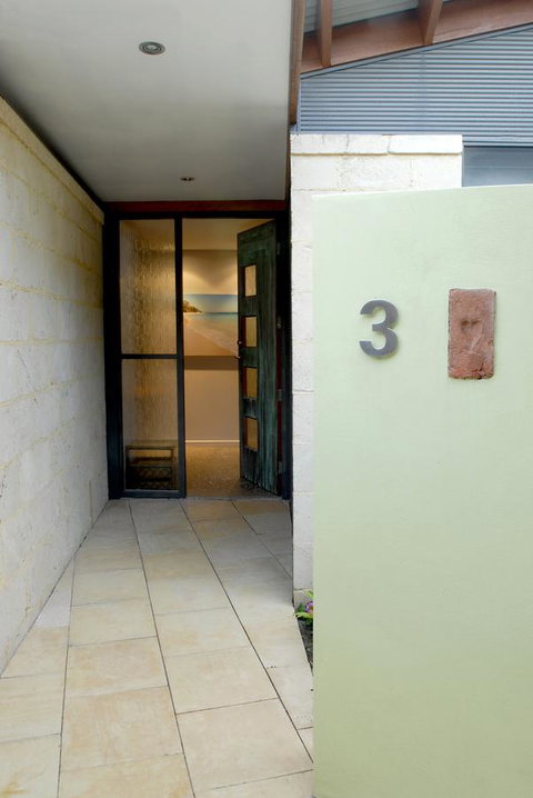 By The Beach B&B Self Contained Apartments - Accommodation Great Ocean Road 26