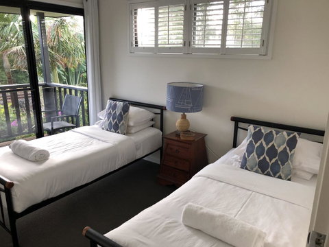 Suranadi Beach House 1 - Accommodation Great Ocean Road 8