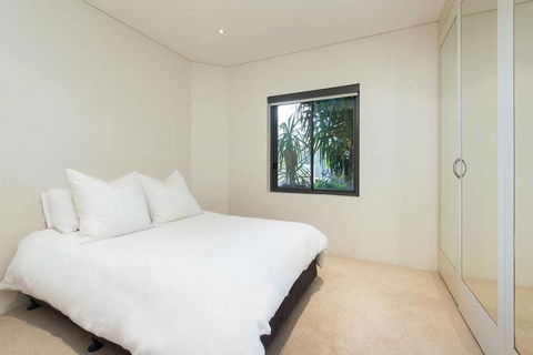 STUNNING MANLY VIEWS - Accommodation Great Ocean Road 8