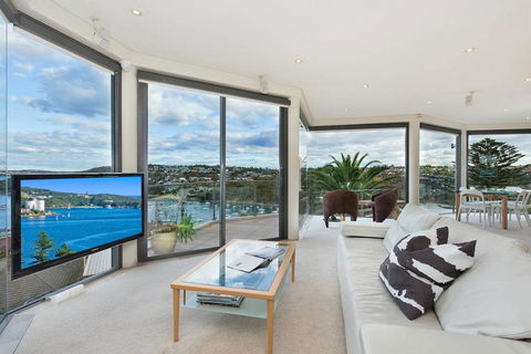 STUNNING MANLY VIEWS - Accommodation Great Ocean Road 3