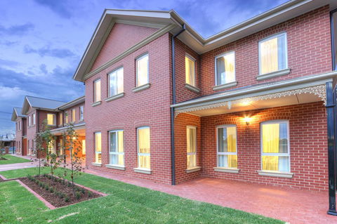 Best Western Plus Bolton On The Park - Accommodation Great Ocean Road 3