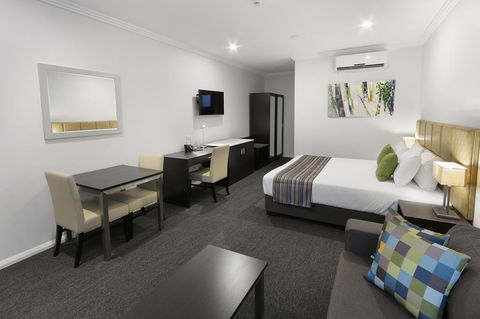 Best Western Plus Bolton On The Park - Accommodation Great Ocean Road 8