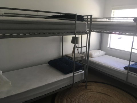 Tomaree Lodge - Accommodation Great Ocean Road 4