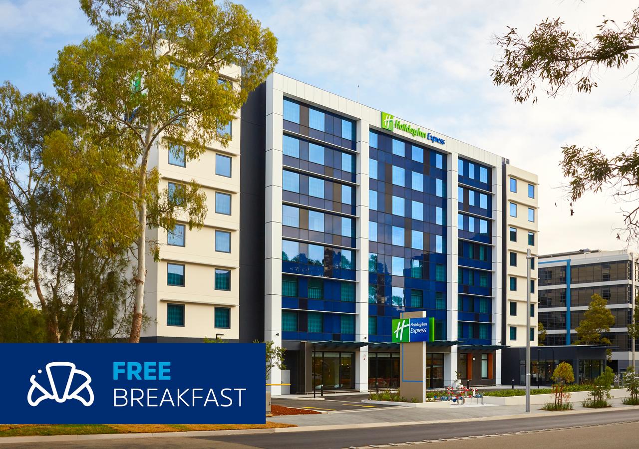 Macquarie Centre NSW Accommodation Great Ocean Road