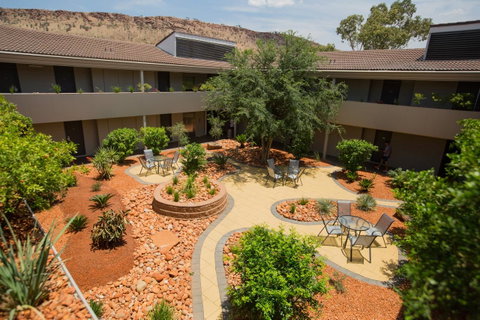 Crowne Plaza Alice Springs Lasseters, An IHG Hotel - Accommodation Great Ocean Road 26