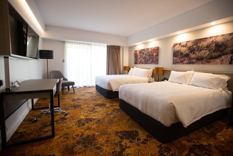 Crowne Plaza Alice Springs Lasseters, An IHG Hotel - Accommodation Great Ocean Road 41