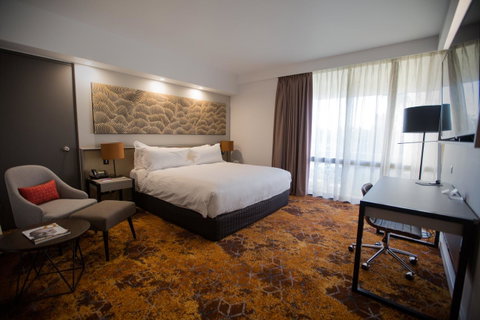 Crowne Plaza Alice Springs Lasseters, An IHG Hotel - Accommodation Great Ocean Road 44