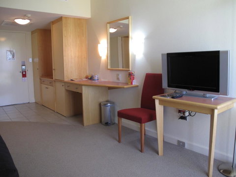 Crowne Plaza Alice Springs Lasseters, An IHG Hotel - Accommodation Great Ocean Road 10