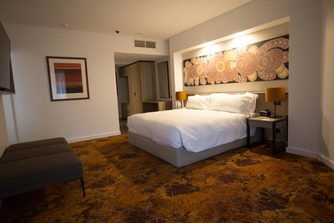 Crowne Plaza Alice Springs Lasseters, An IHG Hotel - Accommodation Great Ocean Road 33