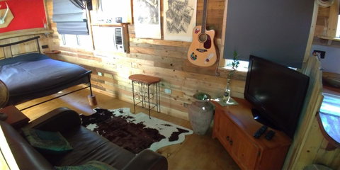 Alice\'s Secret Travellers Inn - Accommodation Great Ocean Road 13