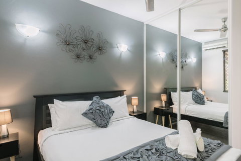 CitySide Apartment - 2 Bedroom With Private Courtyard - Accommodation Great Ocean Road 15