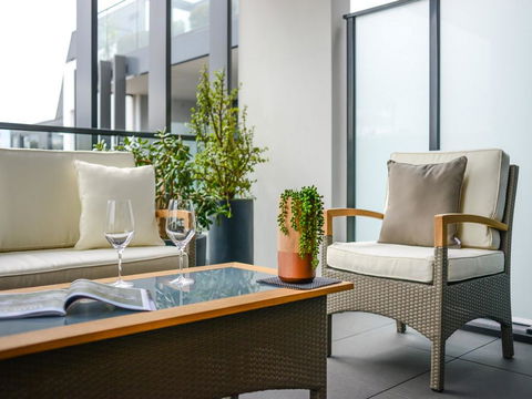 Boutique Stays - The Lincoln, South Yarra Apartment - Accommodation Great Ocean Road 2
