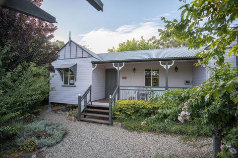 Briar Rose Cottages - Accommodation Great Ocean Road 0
