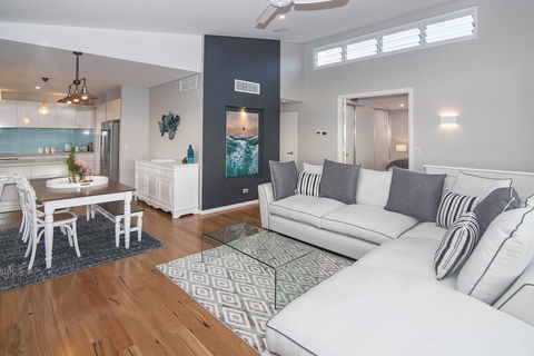 Busselton Beach House - Accommodation Great Ocean Road 2