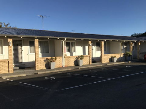Busselton Jetty Chalets - Accommodation Great Ocean Road 1