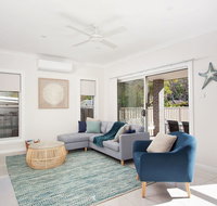 C A L M at beautiful Shoal Bay - Accommodation Great Ocean Road