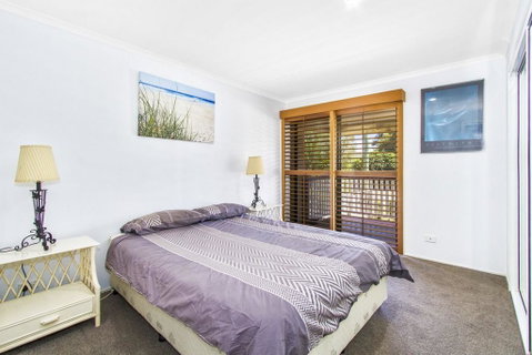 CABARITA BEACH BLISS - HOLIDAY HOME ON THE LAKE - Accommodation Great Ocean Road 2