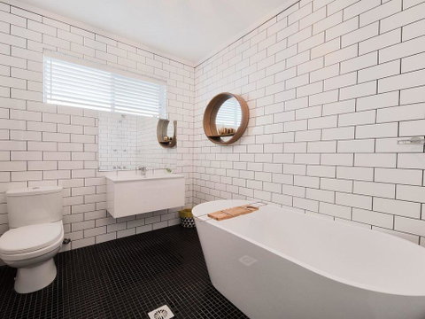 Callala Dreaming - Mid Century Beach House - Accommodation Great Ocean Road 1