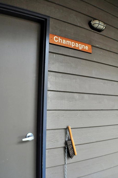 Champagne - Accommodation Great Ocean Road 3